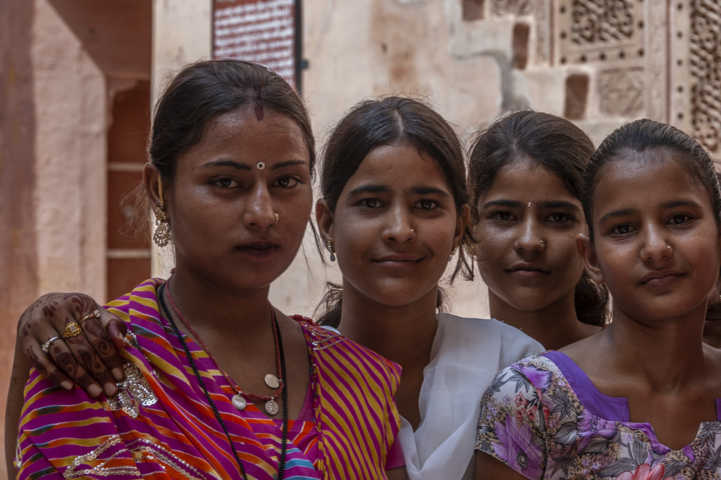 07 - India - Bikaner - chicas